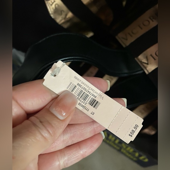 Victoria Secret bag 💼 - Picture 10 of 14